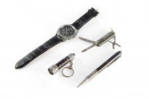 Набор: часы, фонарик, ножницы, ручка оптом