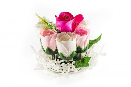 Подарочный набор: розы из мыла оптом 