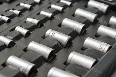 Чемодан с набором инструметов Swiss Tools 187 предметов оптом 