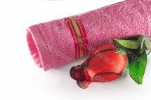 Подарочный набор: &quot;С 8 марта&quot; роза и полотенце 32 на 30 см оптом