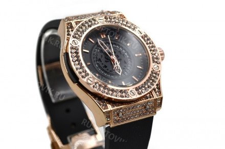 Часы HUBLOT диаметр 4,5 см оптом 
