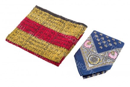 Подарочный комплект: полотенце и платок оптом 