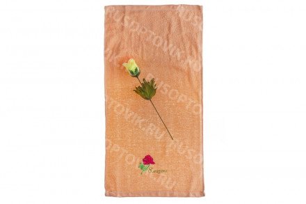 Полотенце  &quot;8 марта&quot; с розой оптом 