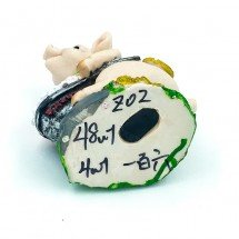 Копилка &quot;Свинка с тележкой цветов&quot; полистоун оптом