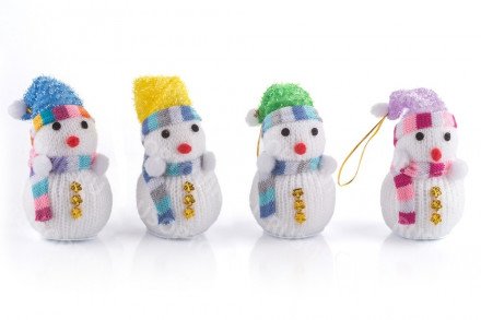 Новогоднее украшение на ёлку &quot;Снеговики вязаные&quot; оптом 