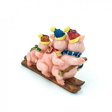 Фигурка &quot;Свинки на лыжах&quot; полистоун оптом 