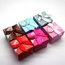 Бумажная коробочка для бижутерии 50x50x38 оптом